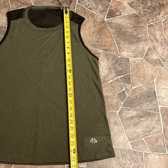 NWT Alpha Prime Mesh Back Tank in Dark Ivy & Black Sz L - Picture 4 of 12